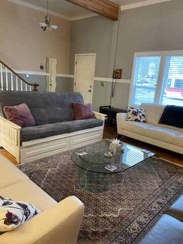 The Downtowner gallery image 2