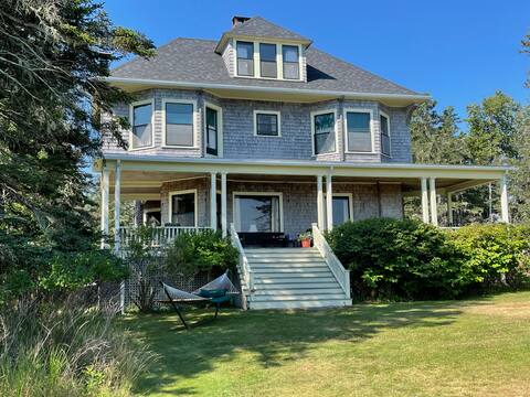 Manset Rock House - Oceanfront Elegance on MDI