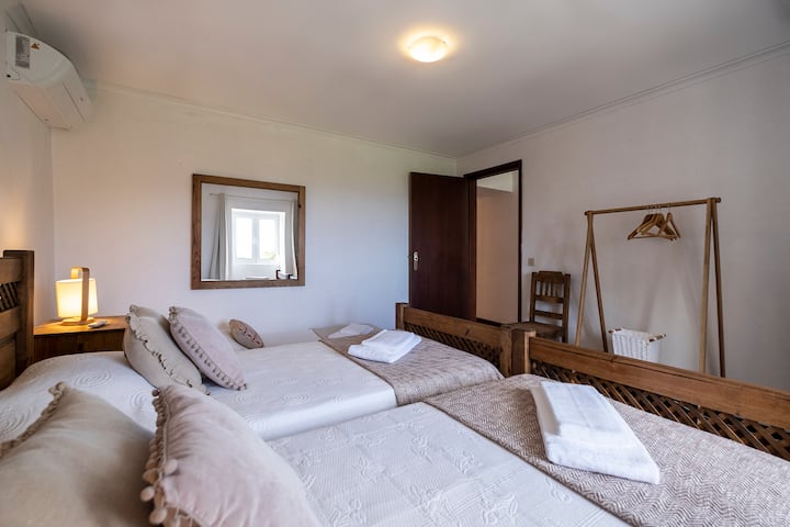 Bedroom 2 -
2 single beds with possibility of 1 extra bed (3 pax)
Room 2
2 single beds with 1 extra bed (3 pax)