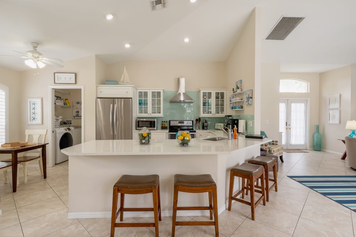 Kitchen photo 1