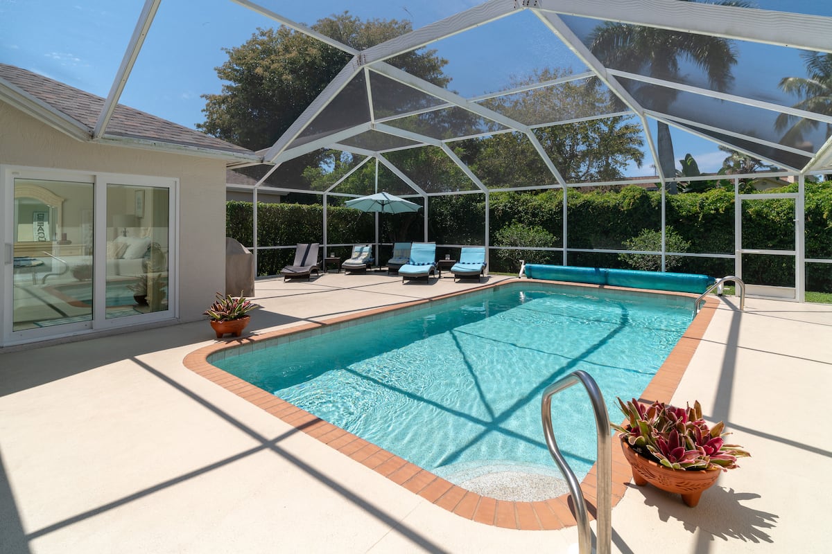 Pool photo 1
