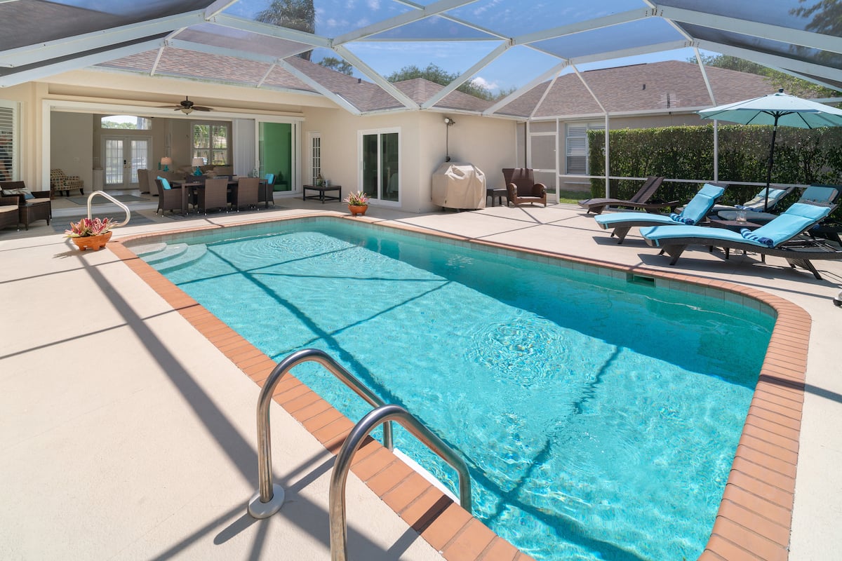 Pool photo 2