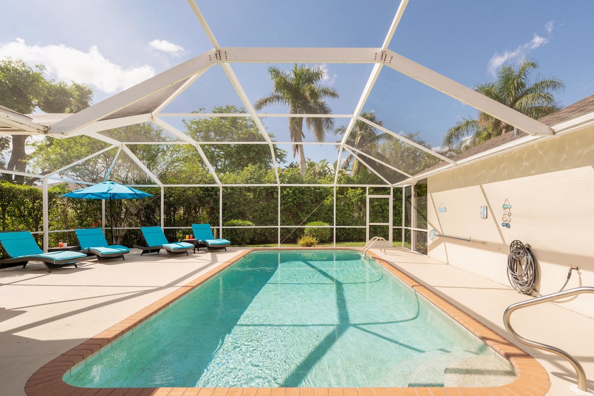 Pool photo 3