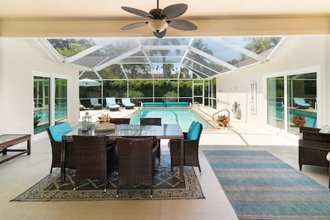 Sunside House, 3/2 Pool Home in Gated Community