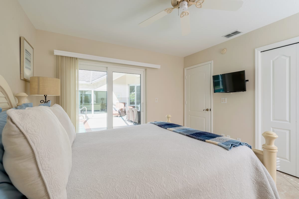 Guest Bedroom photo 3