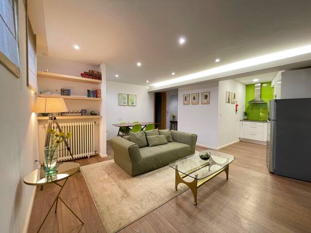 T2 Emerald Apartment at Charm Palace Guesthouse