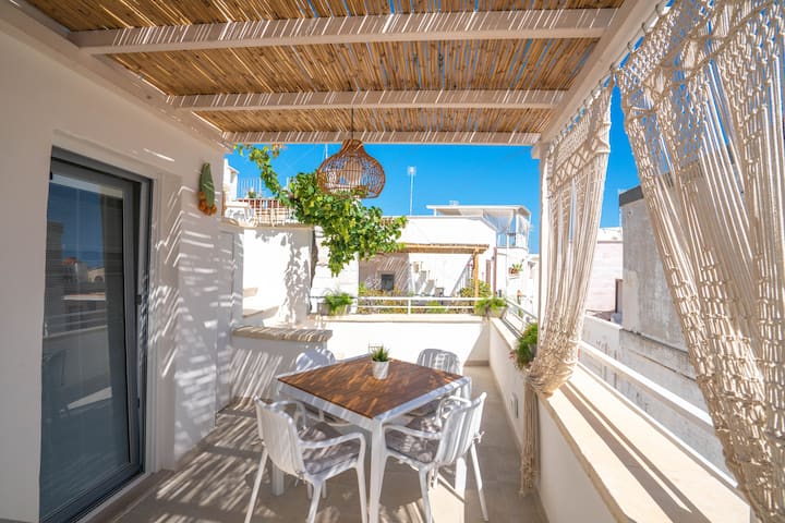 Marianna 25 - Cozy Sea View Apt  in Polignano