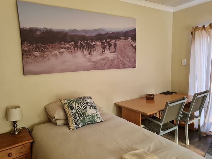 Huis Africa - Zebra Room