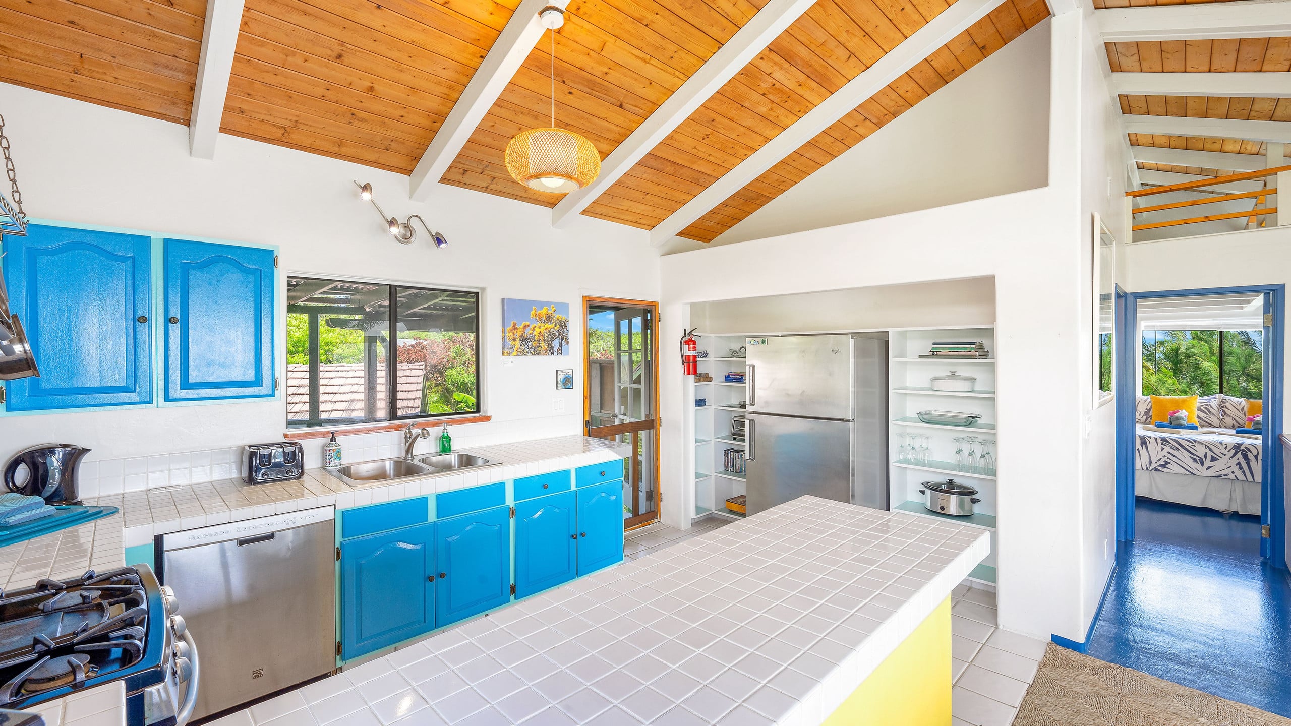 Home in Haiku · ★4.96 · 1 bedroom · 2 beds · 1 bath - Photo 13