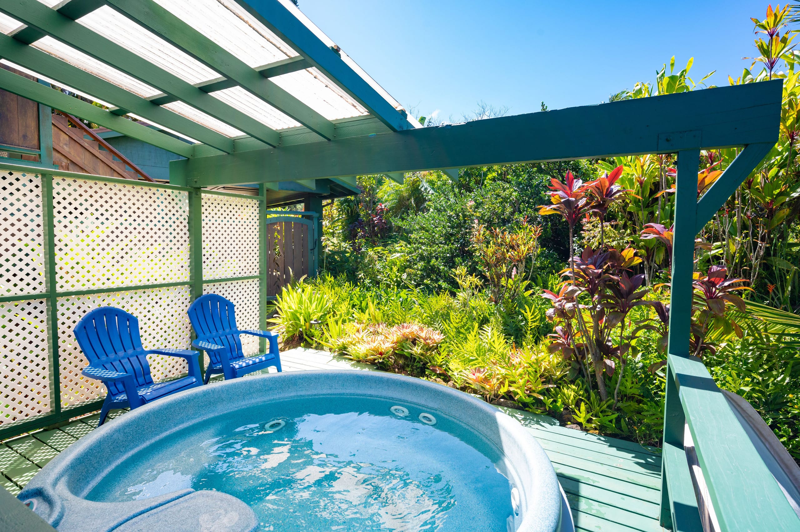 Home in Haiku · ★4.96 · 1 bedroom · 2 beds · 1 bath - Photo 41