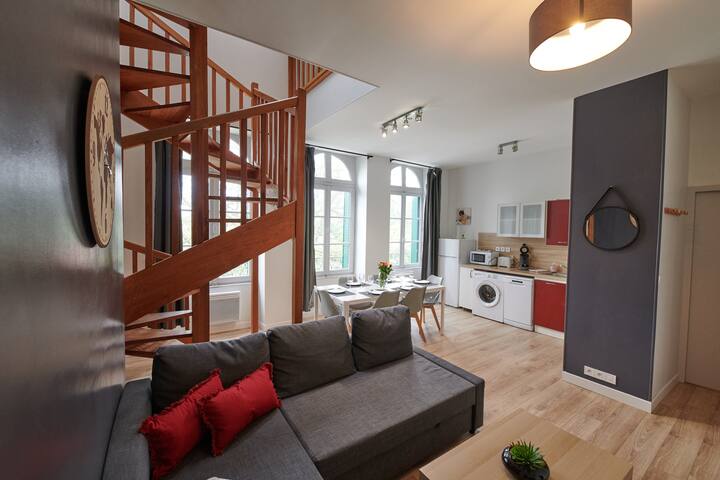 Svijetla, prostrana dnevna soba/kuhinja