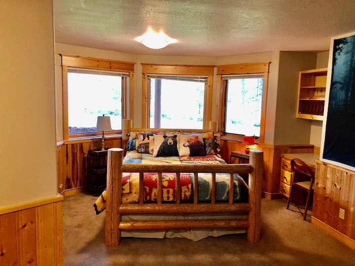 غرفة نوم ( سرير ) بحجم كوين