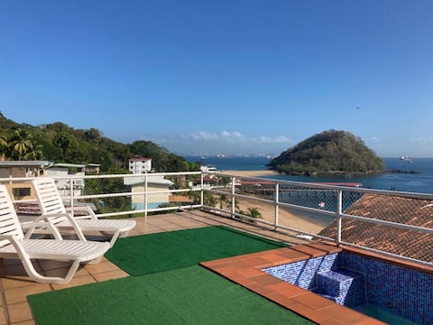 Oceanview loft with large private terrace