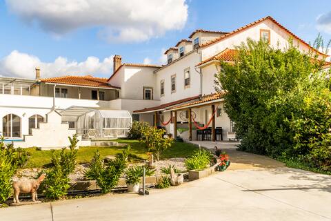 9Arches Pool Suite in 18th century family home