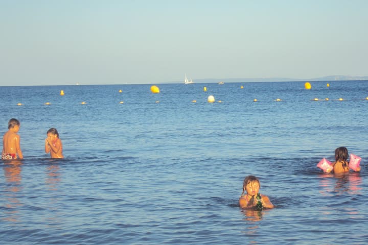 T2, Clim, Terrasse Et Jardin, 50m Plage - Île de Porquerolles