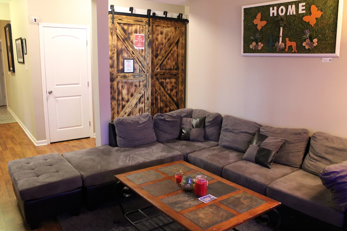 Interior guest space in the ATL Airbnb private basement