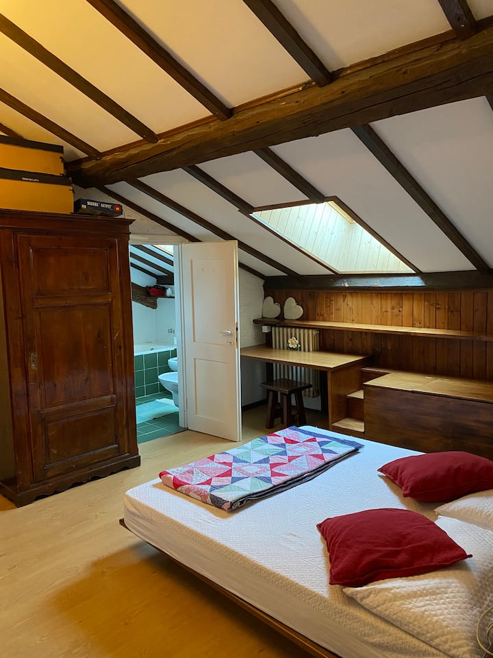 Dhomë gjumi dopio me banjë en-suite