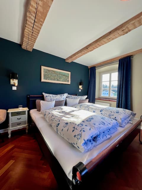 Manor Room - Three Lakes View
