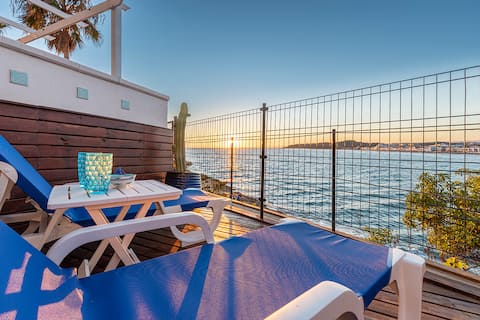 Casa L´Augusta I, house over the sea in Altafulla