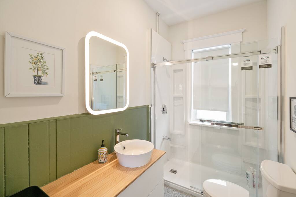 🟡 The Pluto Studio || 15 Min Walk To Falls