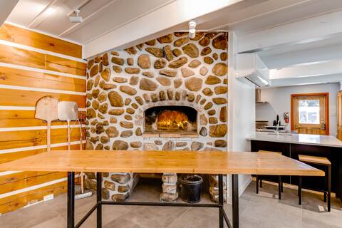 Chez Albert Resto Bar - 7 bedrooms - 20 people