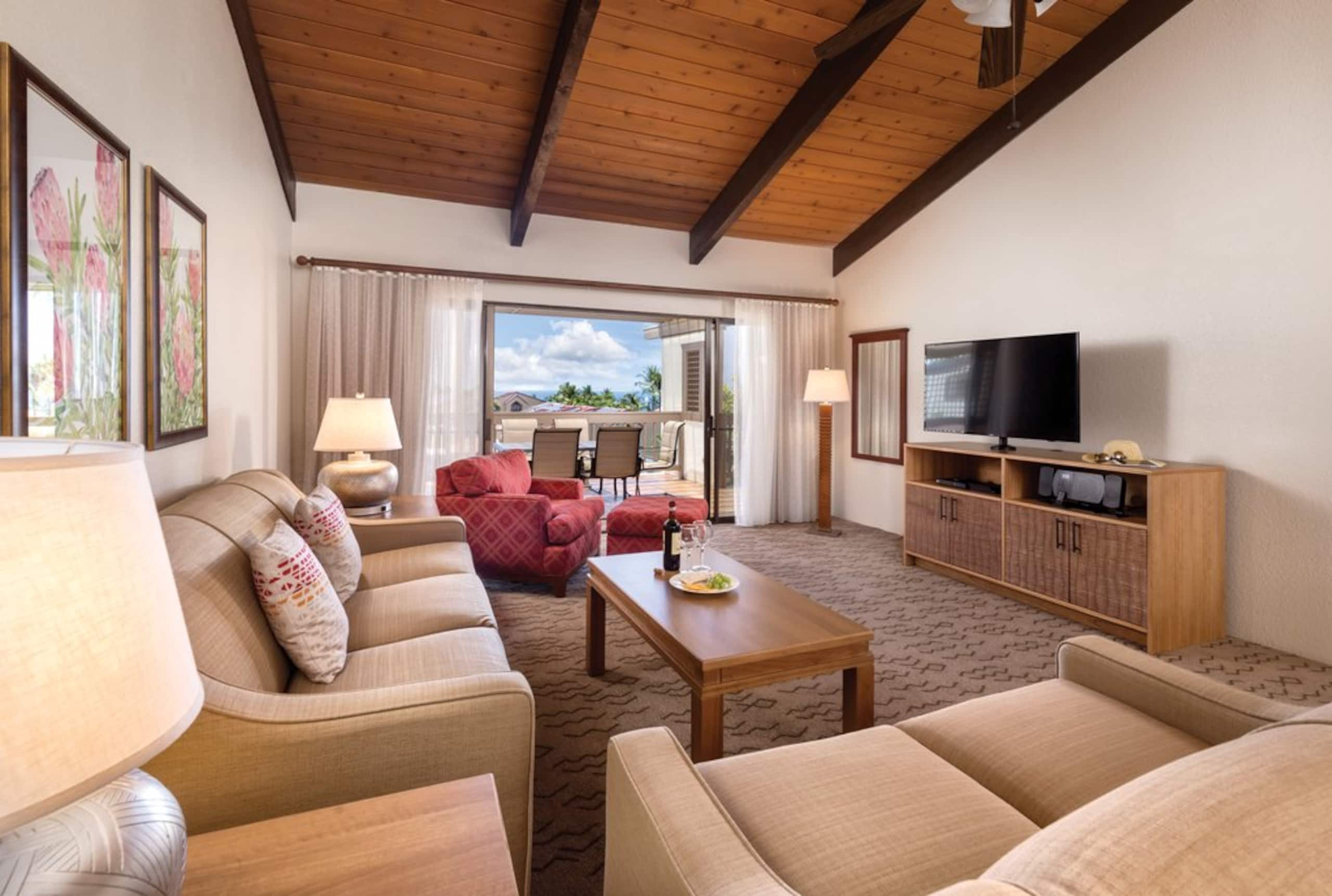 Resort in Kailua · ★4.68 · 2 bedrooms · 3 beds · 2 shared baths - Image 2