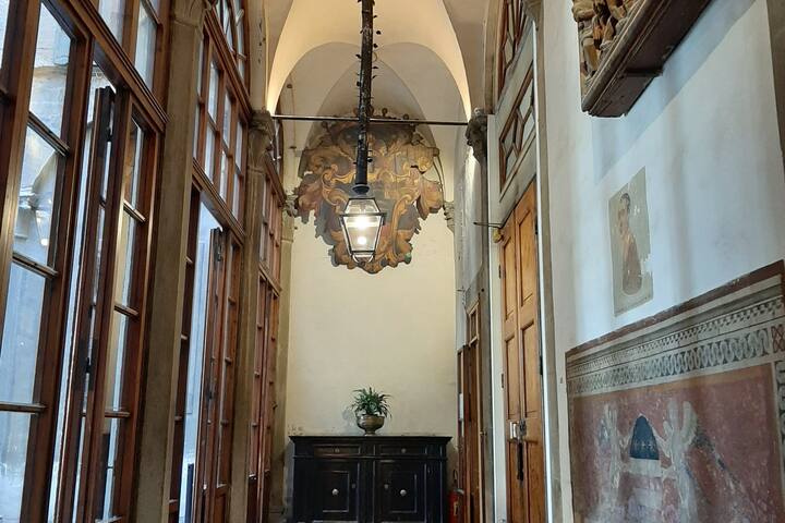 Palazzo Capponi-apt Todorow gallery image 4