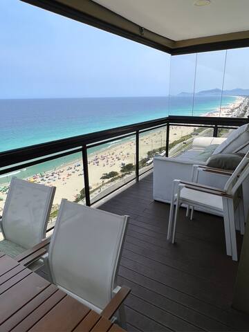 Apartamento de frente ao mar com vista incrível gallery image 2