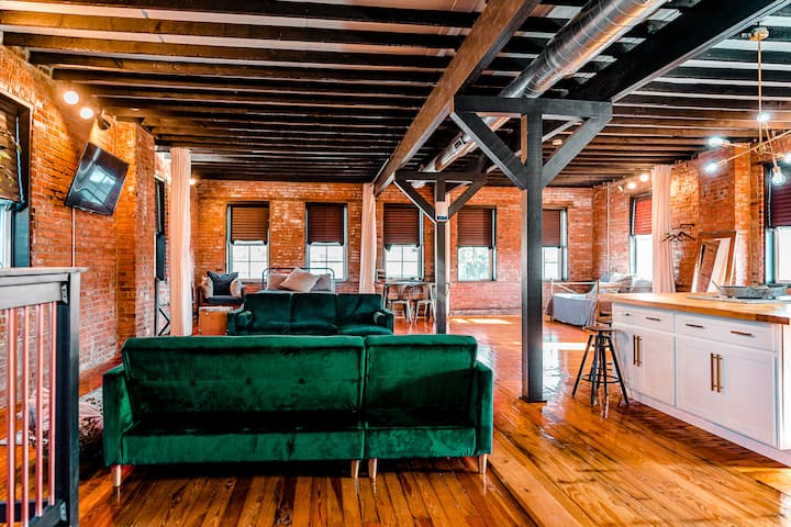 The Loft At 12a - Crystal City, MO
