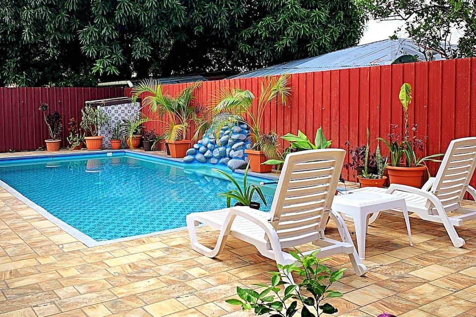 Top-earning Airbnb listing in David Sur, 3 bedrooms