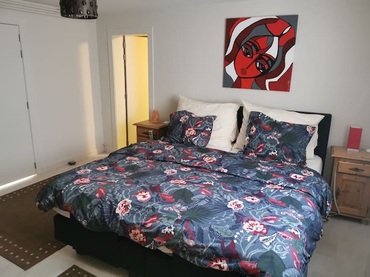 Master  Bedroom with 180x200cm boxspring - superior mattress and  electrically adjustable 