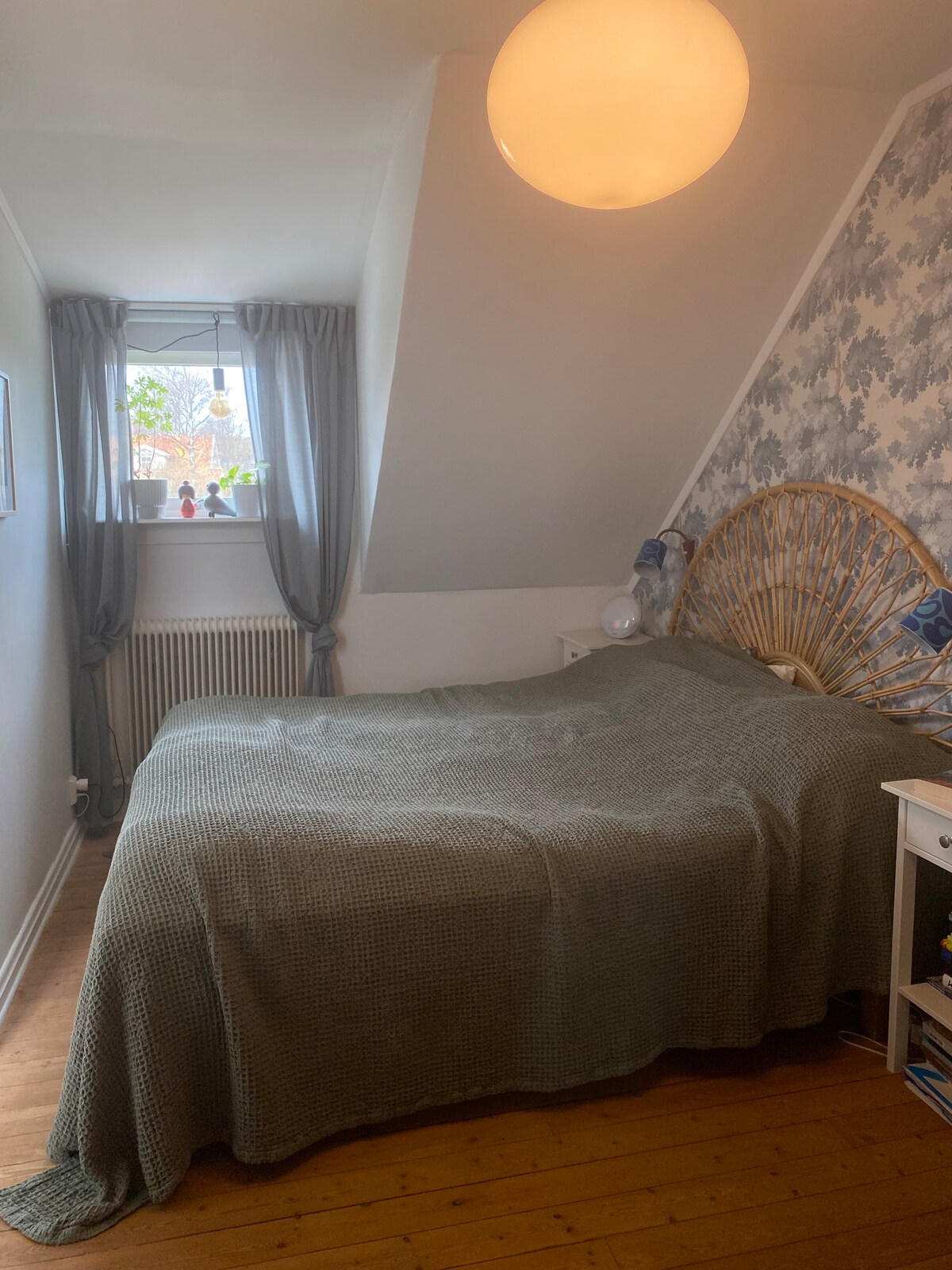 ห้องนอน 1 ที่ชั้นบน (180 เตียง) 