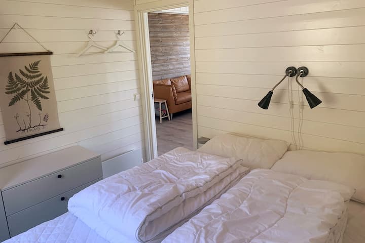 Second bedroom with a queen-size double bed