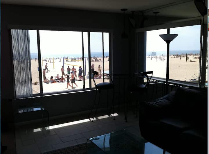 Awesome On The Strand, Hermosa Beach Property - Hermosa Beach, CA