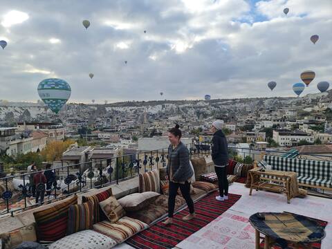 Balloon View*Fireplace*Free Parking*Cave Suite@VCH