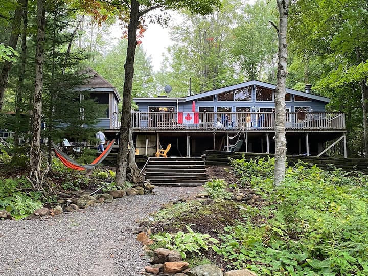 Secluded Lakefront Getaway Little Bob Lake! Cottages for Rent in