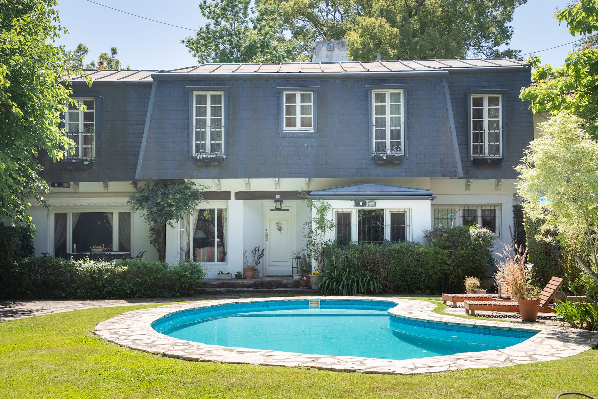 Casa com estilo francês em San Isidro
