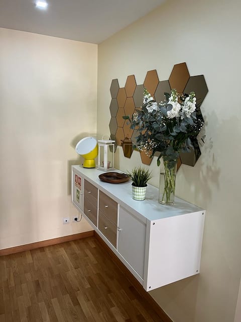 Popular Airbnb listing: Matosinhos Beach Apartment in Matosinhos