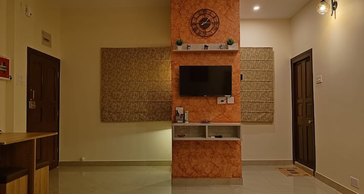 Our Happy Place- A Studio Apt. Gariahat, South Kol - Kolkata