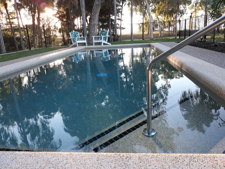 Beachfront, Tropical Private & Peaceful Houses for Rent in Balgal