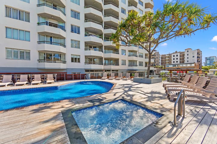 Self-Contained OceanView apartment perfect for six