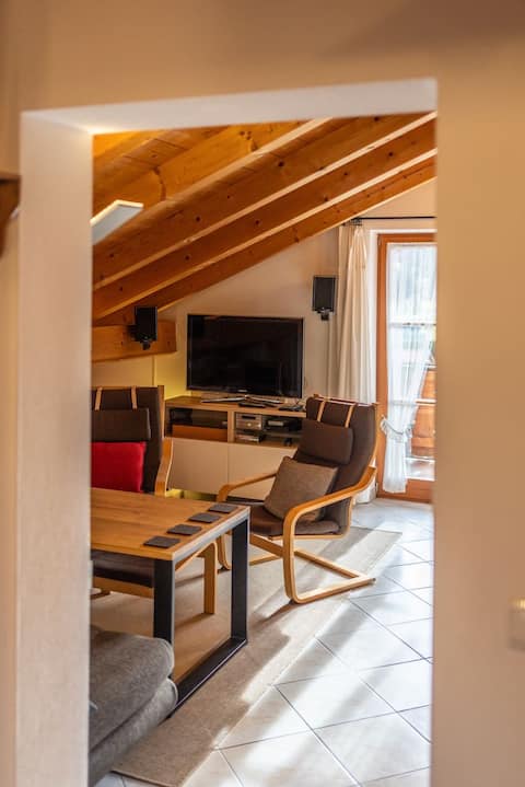 Popular Airbnb listing: "Brigitte" 2 bedrooms, south-facing balcony with a dream view in Garmisch Partenkirchen