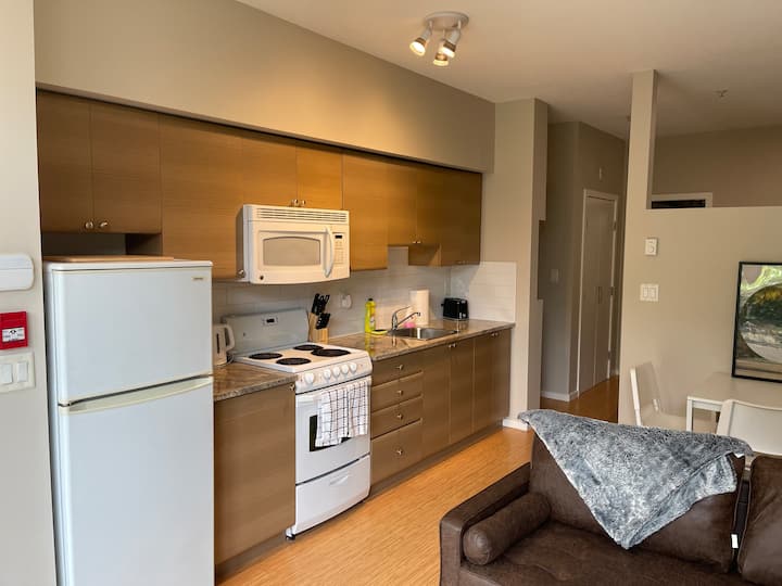 Convenient UBC Studio - 116 - Apartments for Rent in Vancouver, British  Columbia, Canada - Airbnb