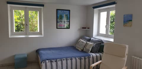 Top Airbnb: apartment with pool and hot tub near lac bourget in Savoie