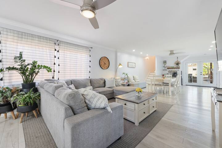 5BR | Salt Water Pool | Hot Tub | Fire Pit| BBQ gallery image 5