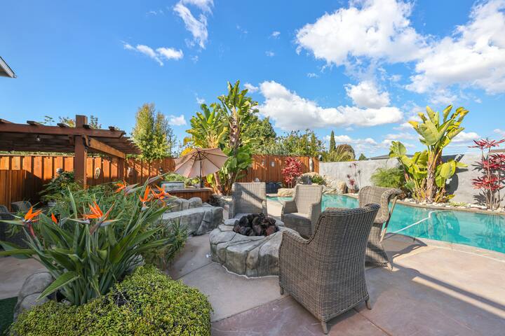 5BR | Salt Water Pool | Hot Tub | Fire Pit| BBQ gallery image 3