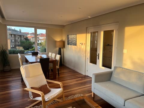 Anuncio de Airbnb popular: "Amaluz Ocean Villa"Bilbao Beach Friends&Families en Bizkaia
