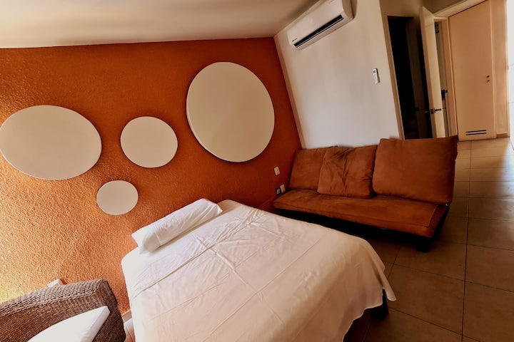 我们使用干净的棉床单