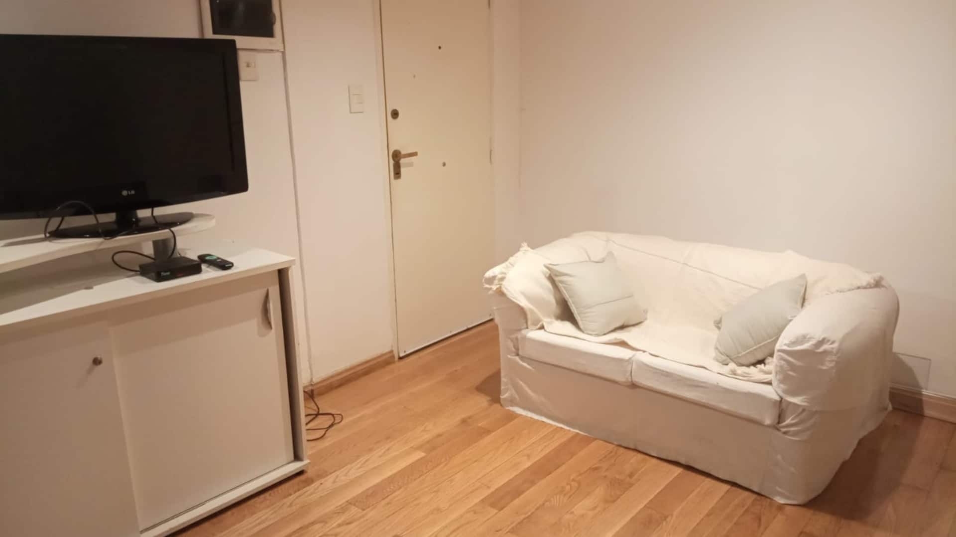 Квартира-студия на Rue Arenales в Recoleta