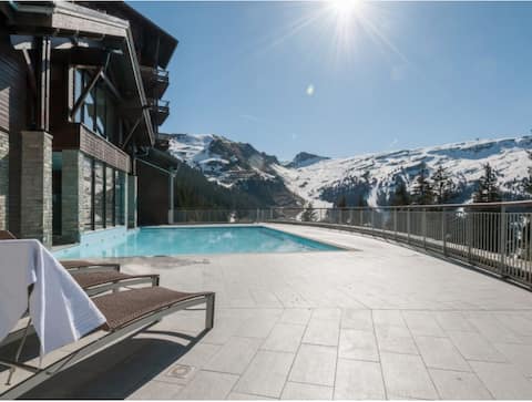 Flaine, 5* star residence, skis on your feet
